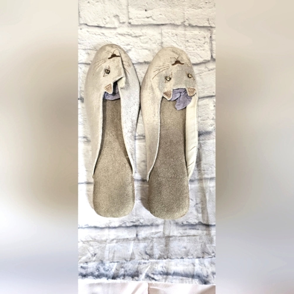 Victorian Trading Company Silver And Gold Velvet Cat Face Slippers Size 11